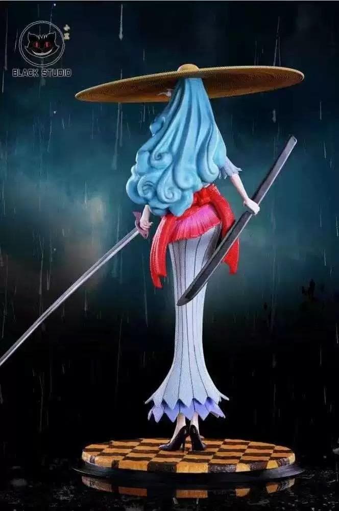 ワンピース Black シャーロット・アマンド  ガレージキット スタチュー