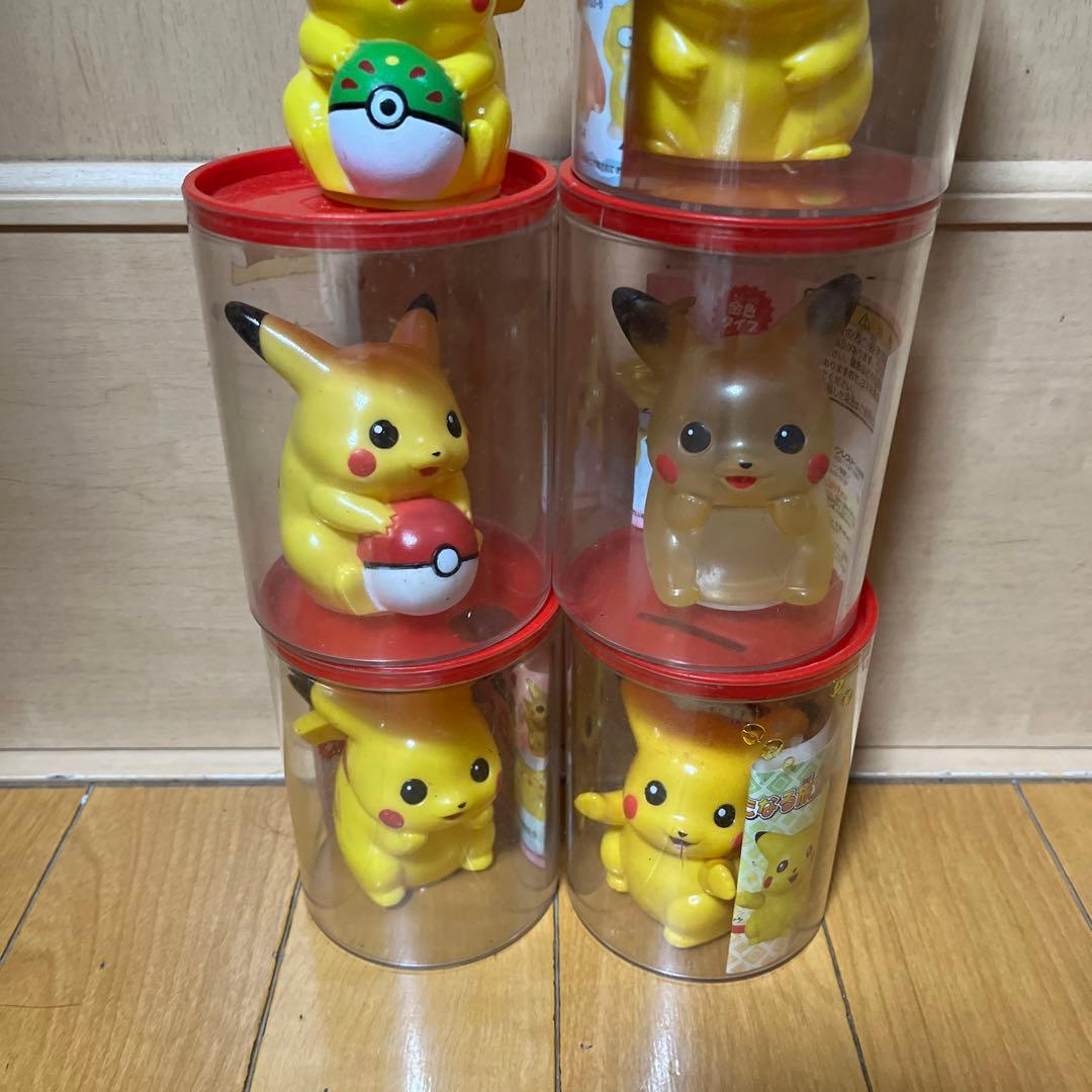 ポケモン、レトロレアピカチュウ 貯金箱フィギュア 7体セット、非売品