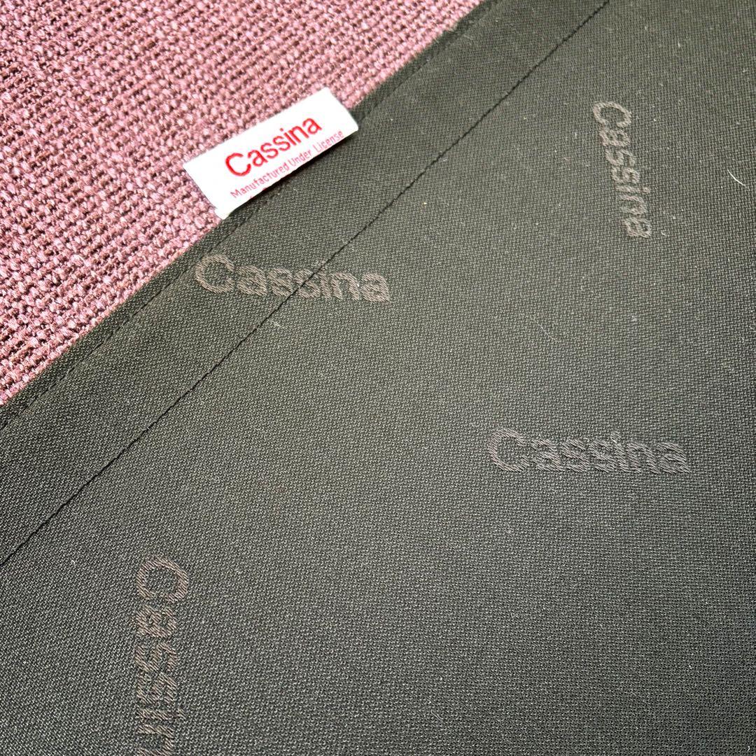 取付無料！カッシーナ マラルンガ 紫ファブリックオットマン✨