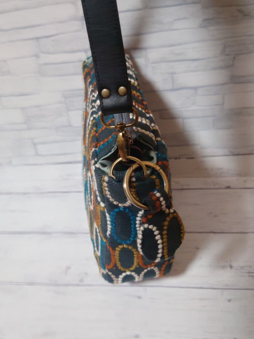 tarte　darkgreen ミナペルホネン ファスナーバッグ