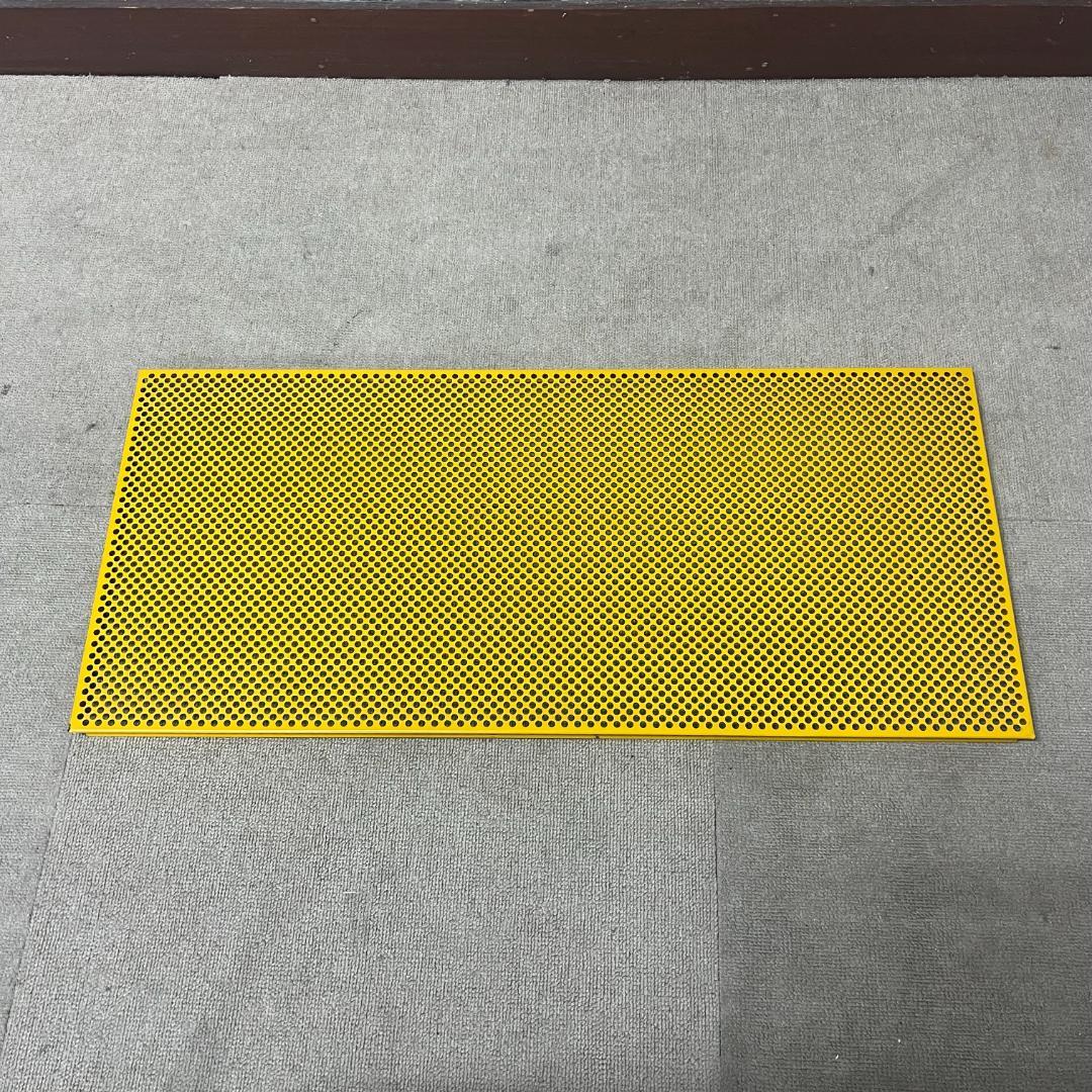 USM Haller 750×350mm punching panel イエロー