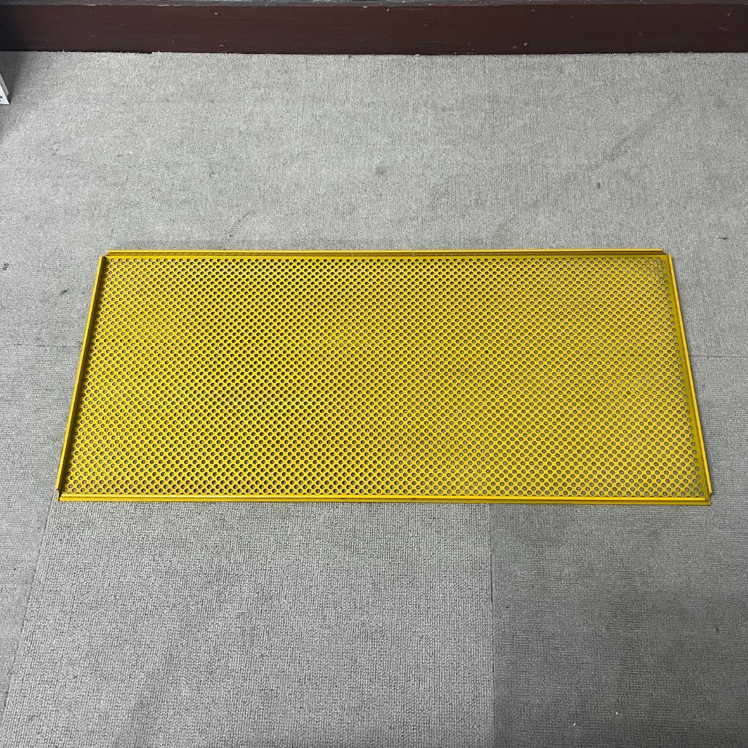 USM Haller 750×350mm punching panel イエロー