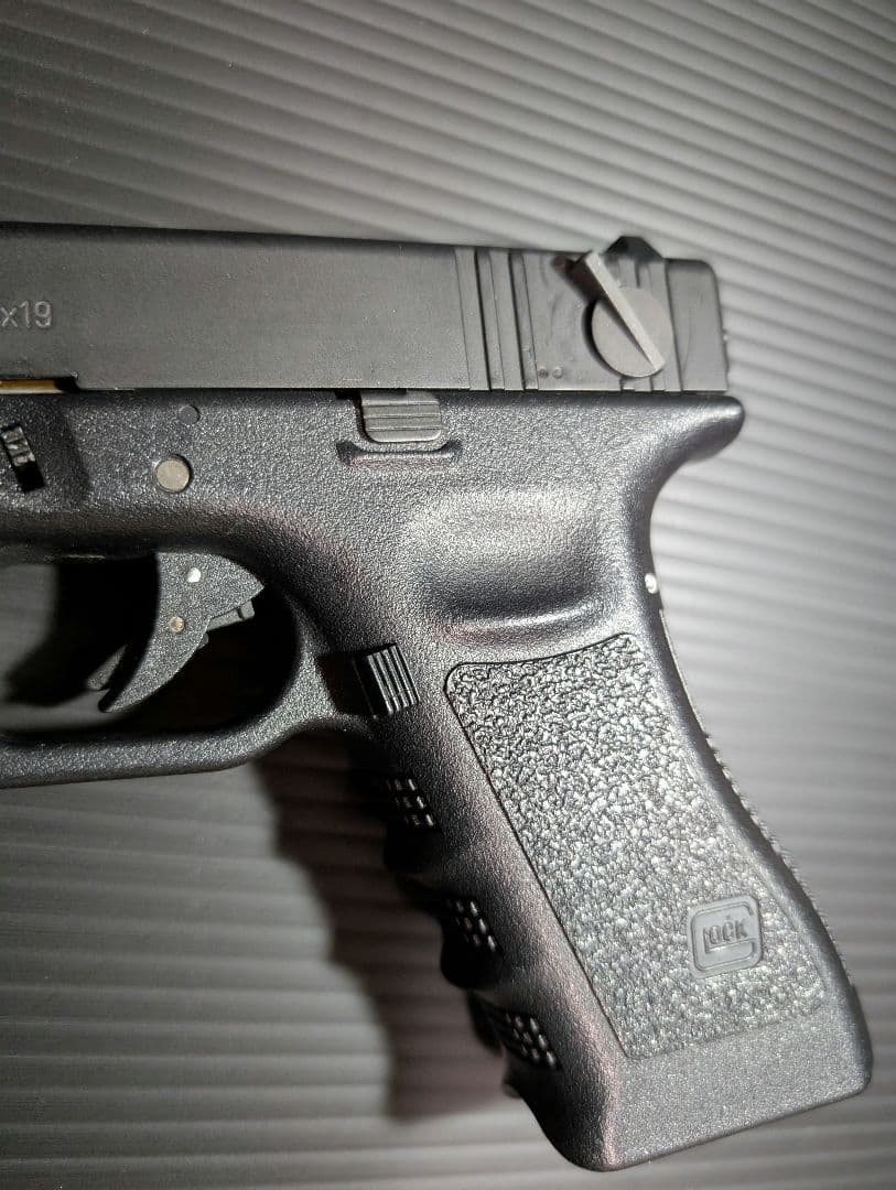 東京マルイ グロック18C マガジン3本付き