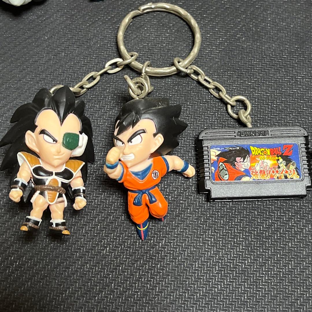 ドラゴンボール カセット型 フィギュア 付き トリプルキーホルダー 全5