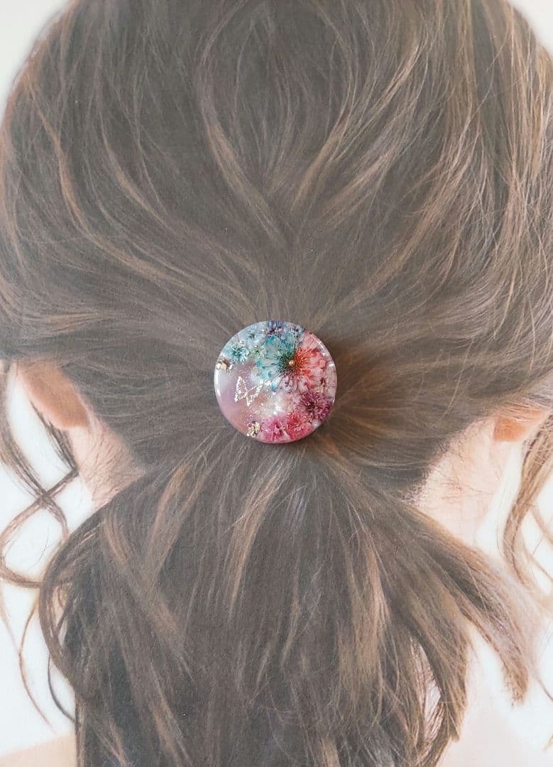 1517】レジンマトリカリアヘアゴムポニーフックブロ―チハンドメイド