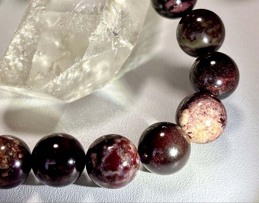 究極品質　20世紀最強ヒーリングストーン　マトリックスブラックフラワースギライト