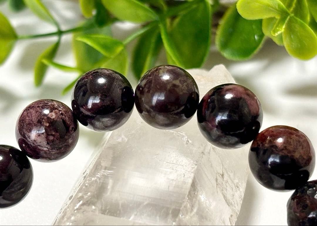 究極品質　20世紀最強ヒーリングストーン　マトリックスブラックフラワースギライト