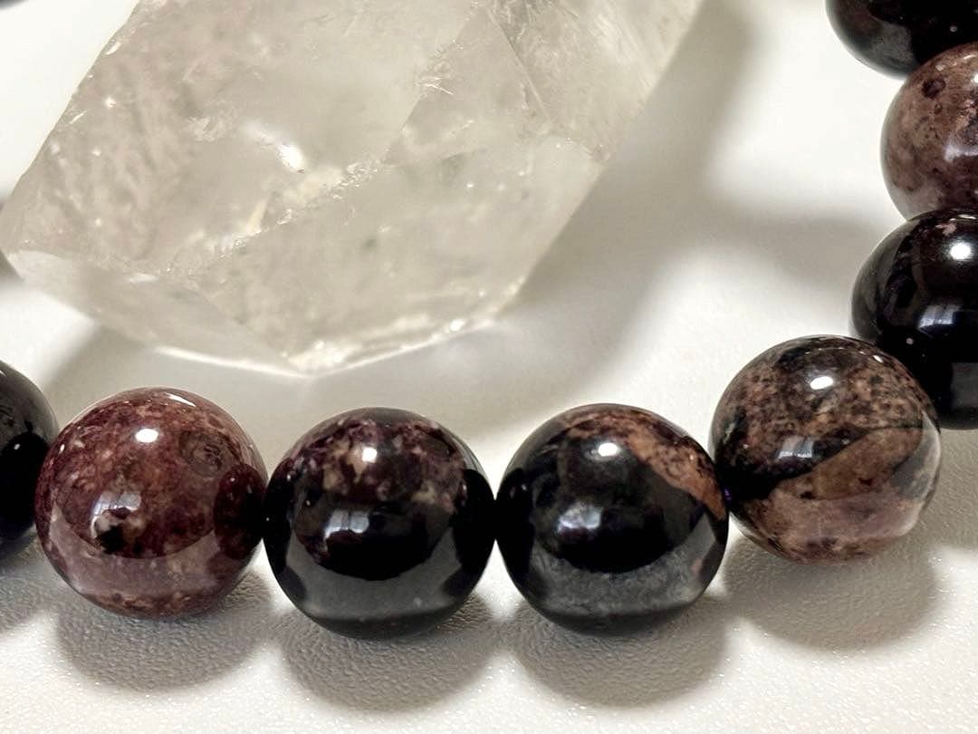 究極品質　20世紀最強ヒーリングストーン　マトリックスブラックフラワースギライト