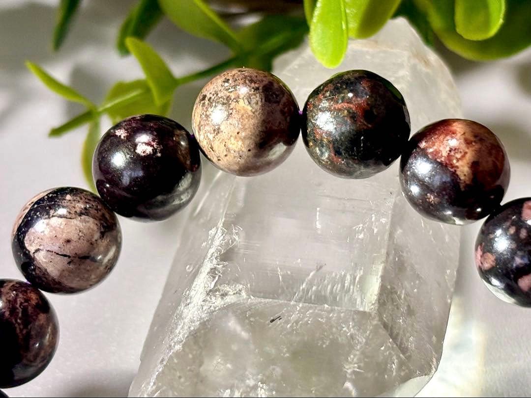 究極品質　20世紀最強ヒーリングストーン　マトリックスブラックフラワースギライト