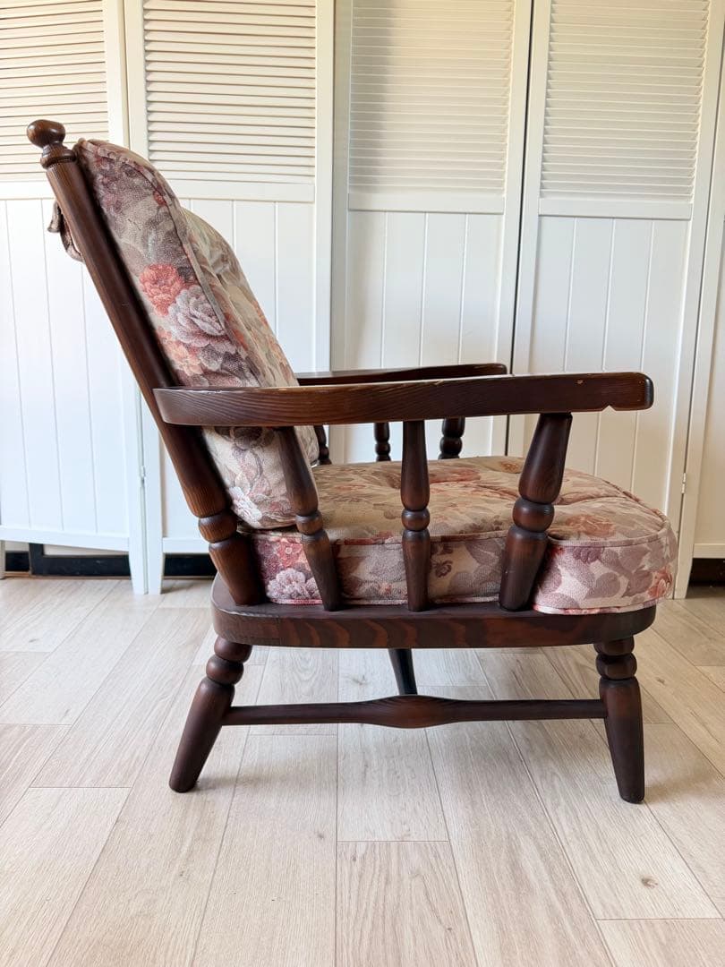 ①飛騨産業 キツツキ フロンティア アーム付きソファチェアカントリー 木製