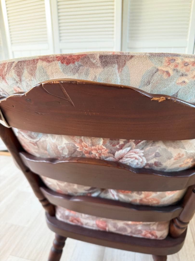 ①飛騨産業 キツツキ フロンティア アーム付きソファチェアカントリー 木製