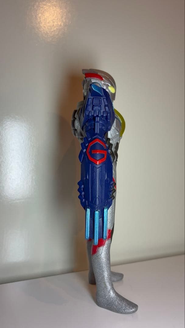 ウルトラマン 大型アーム付きフィギュア