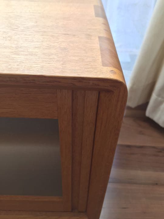 ACTUS オークランド テレビボード