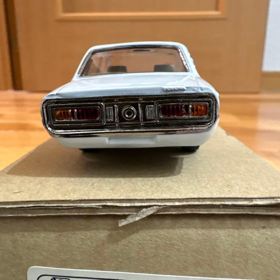 トヨタ クラウン スーパーサルーン 1971年式 1/43