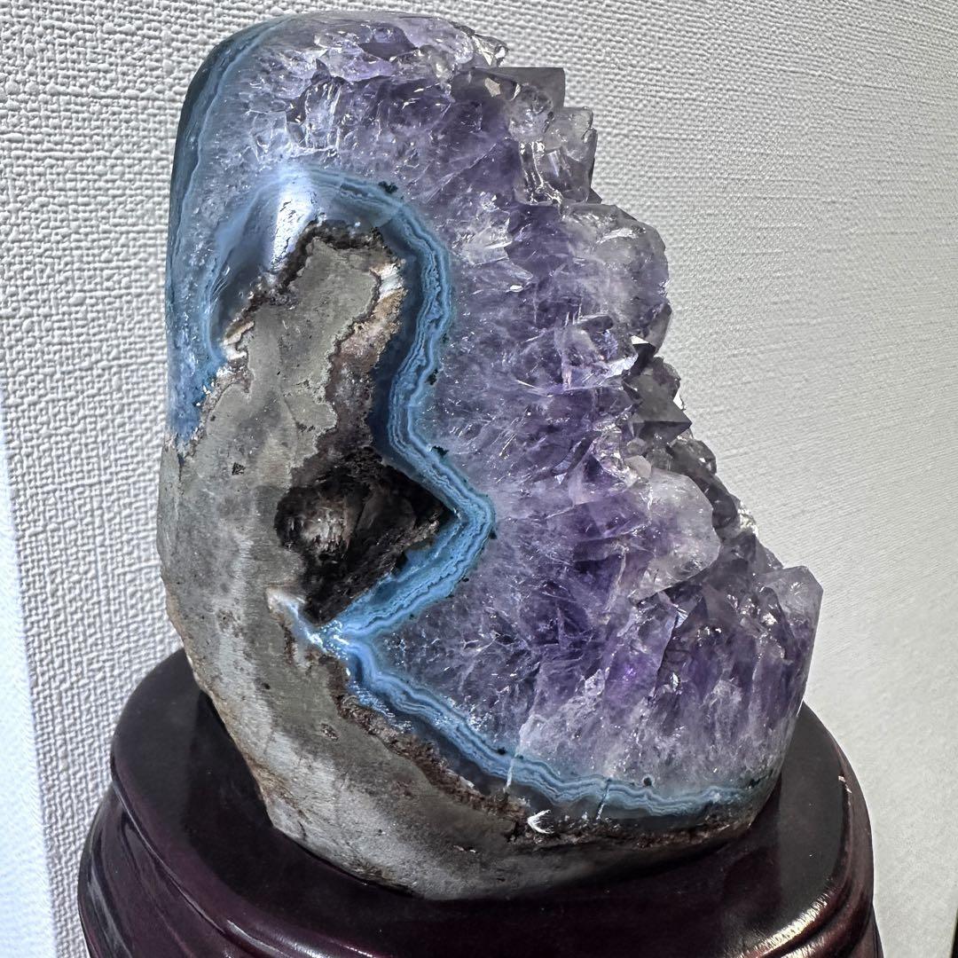 濃紫の煌めきウルグアイ産☆キラキラ☆アメジストクラスターパワーストーンA1087