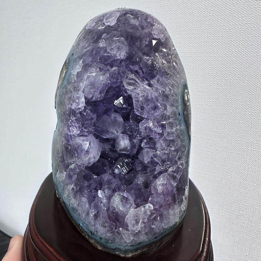 濃紫の煌めきウルグアイ産☆キラキラ☆アメジストクラスターパワーストーンA1087