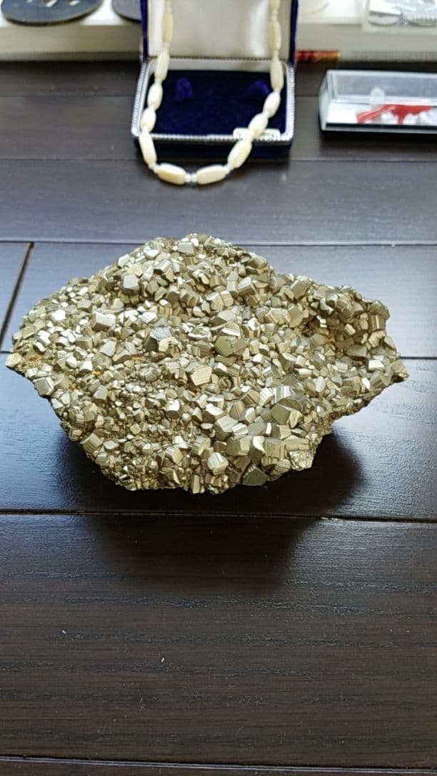 パイライト原石