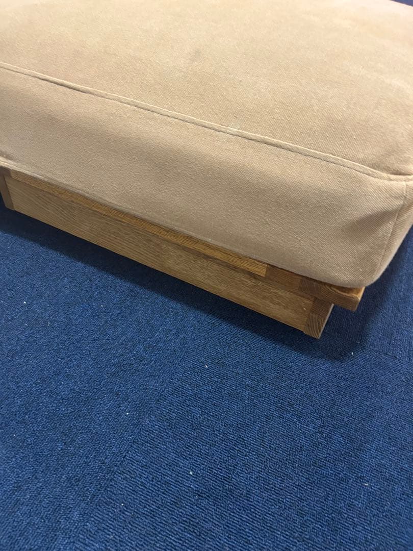 ベージュ ファブリック オットマン 木製脚