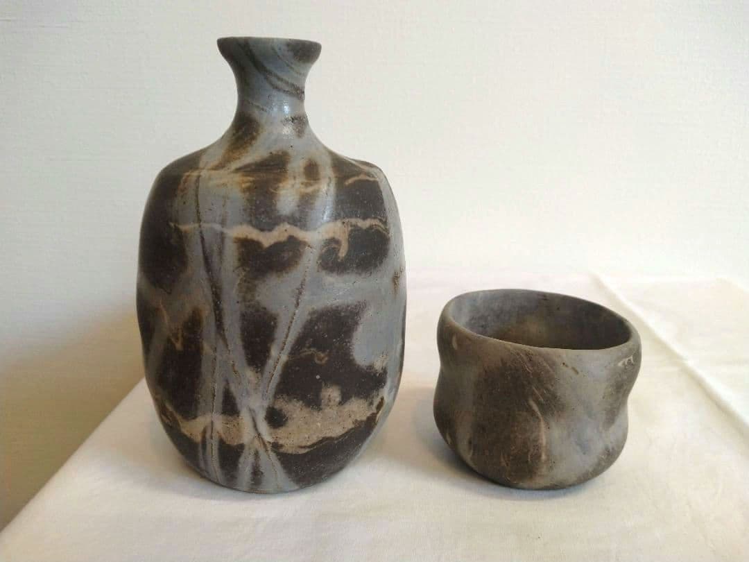 備前焼 若宮窯太田富夫（伝統工芸士）作 練り込み青備前 徳利とぐい呑み