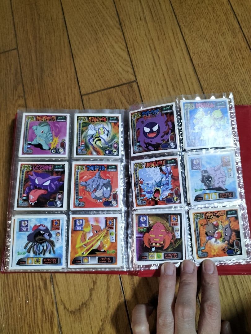 ポケモンシール　ポケットアルバム ポケモンデザイン