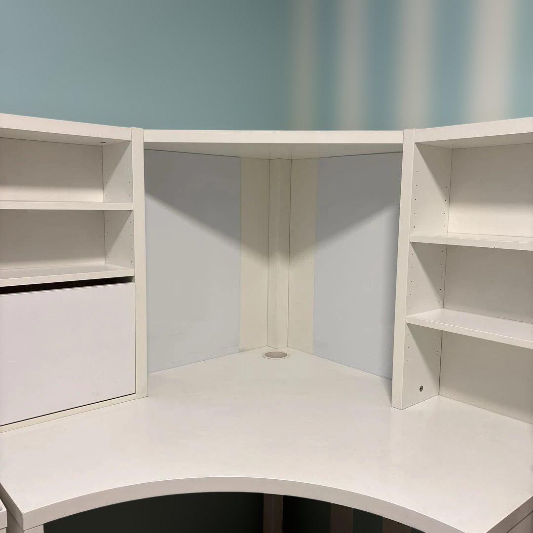 IKEA コーナー　学習机　勉強机