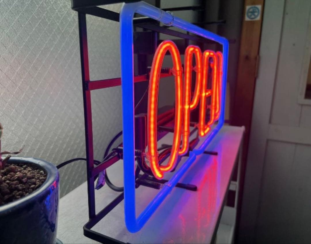 ネオンサイン　OPEN 大きめサイズ　本物ネオン管　美品　フレーム入り