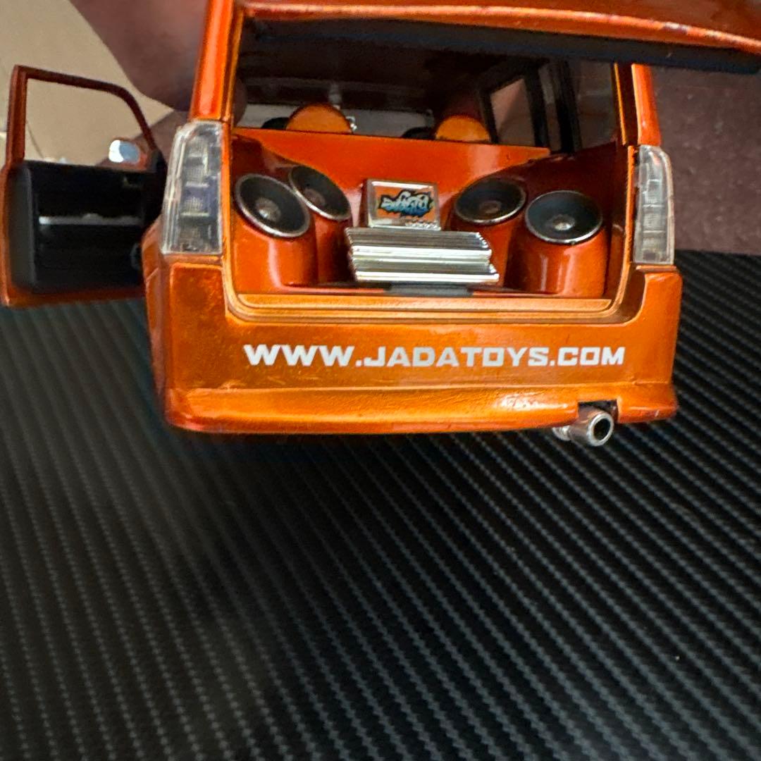 m*i様 JadaTOYS DUB CITY SCION xB 1:24 ミニカ - メルカリ