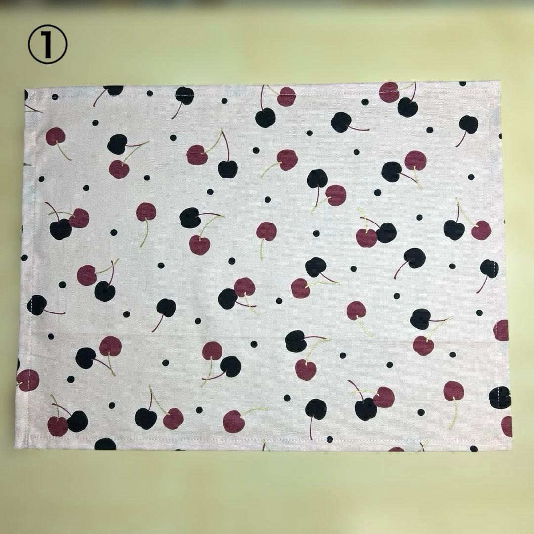 ランチョンマット30×40 さくらんぼ　水玉　リボン　ユニコーン　シマエナガ他