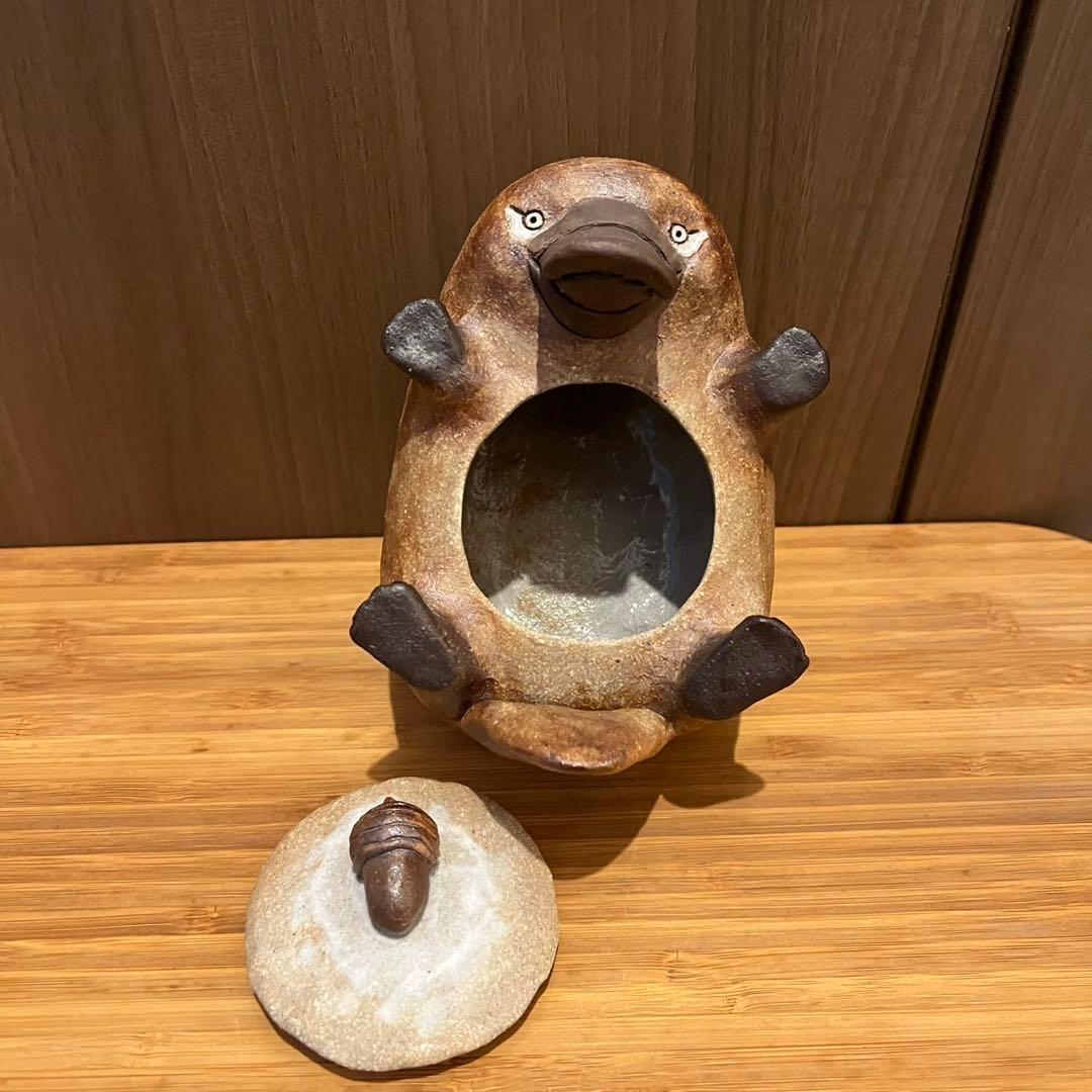 かとうゆみ　カモノハシの陶器 小物入れ 蓋付き　サイン入り 2026年最新】かとうゆみの人気アイテム - メルカリ