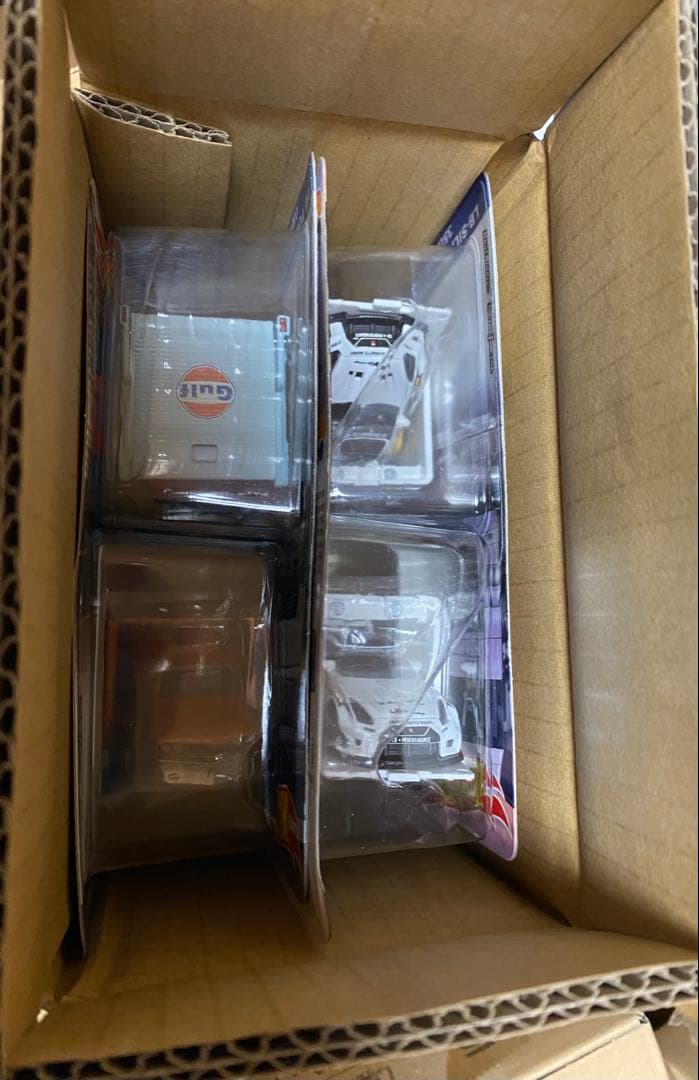 ホットウィール　チームトランスポート　４台セット　新品未開封