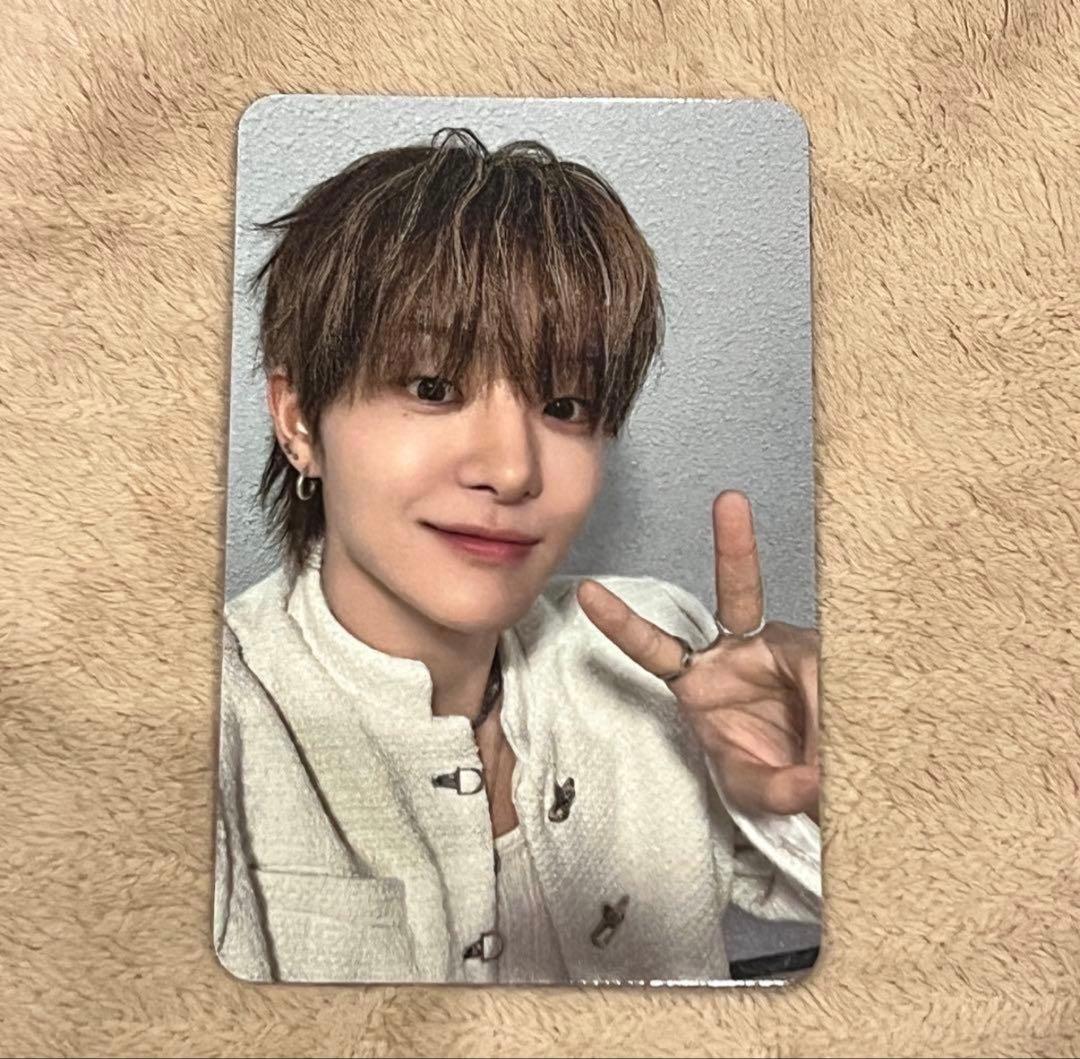 treasure Hellolive 2弾 特典 トレカ ジフン - メルカリ