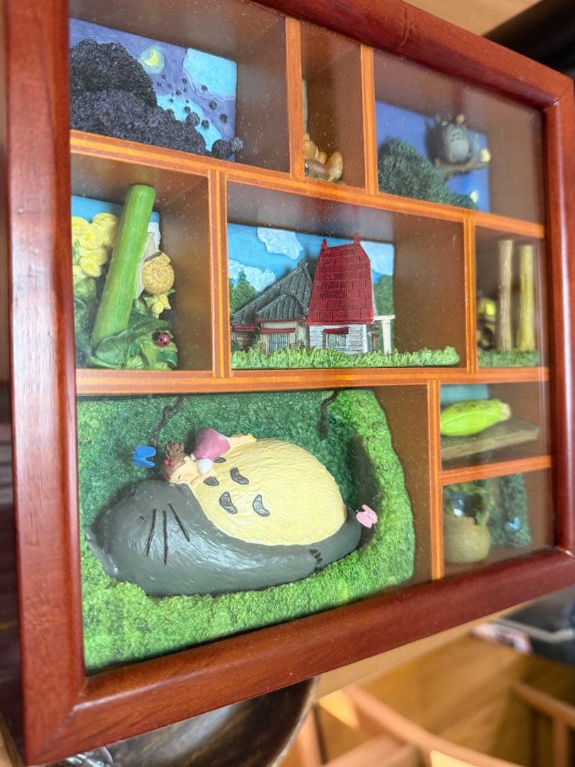 m*a様 トトロのフィギュア付き木製置物