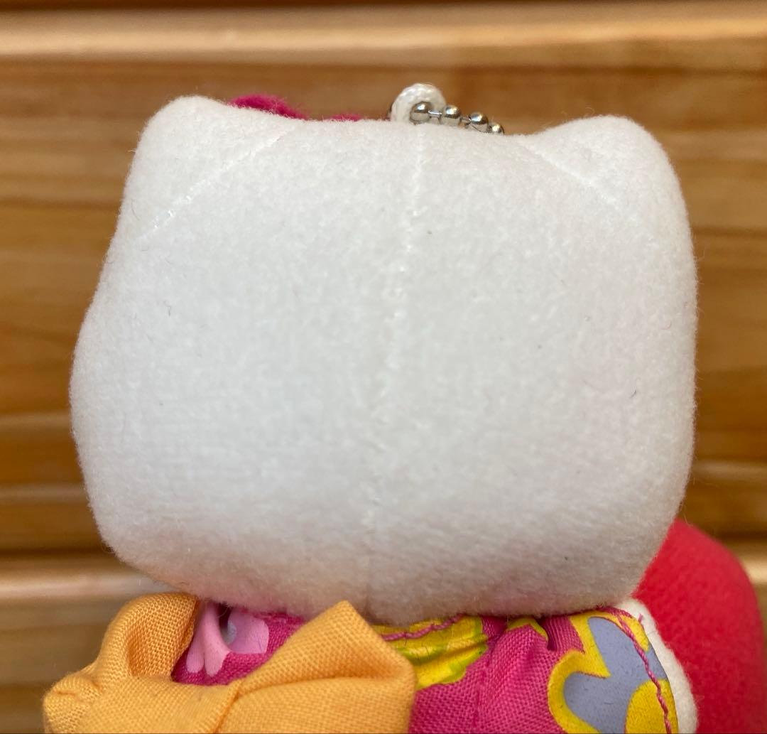 ご当地キティ　和歌山限定　紀州　梅干し　着物　ぬいぐるみ　キーホルダー　レア