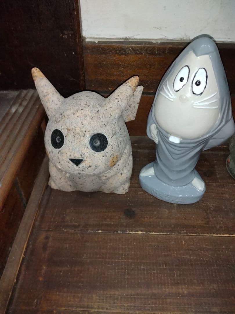 ピカチュウの石像オブジェ！おまけが付きました〜ねずみ男の一輪挿しです。