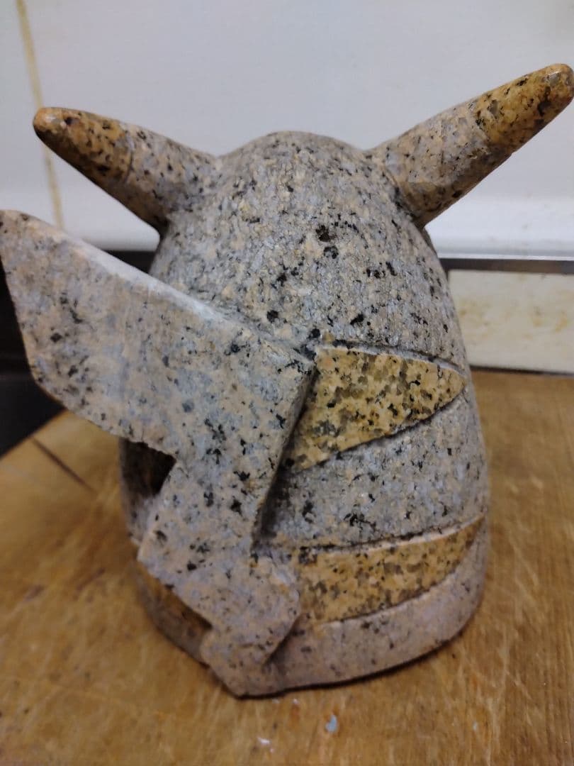 ピカチュウの石像オブジェ！おまけが付きました〜ねずみ男の一輪挿しです。