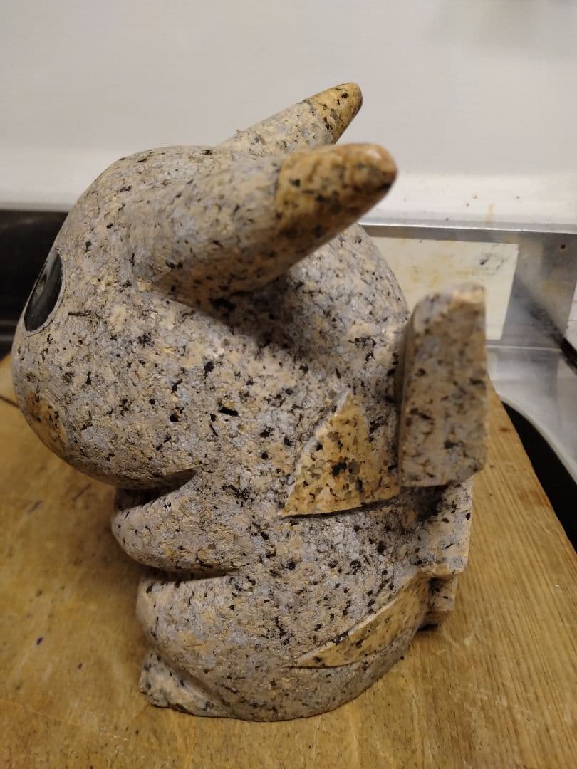 ピカチュウの石像オブジェ！おまけが付きました〜ねずみ男の一輪挿しです。