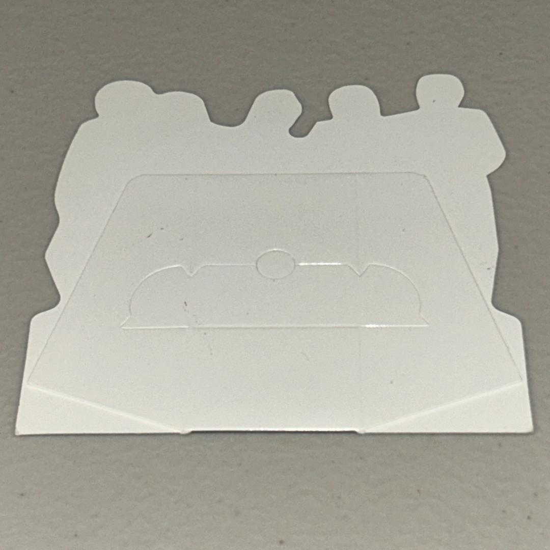 BIGBANG 直筆サイン 2014年シーグリ ペーパーミニスタンド - メルカリ