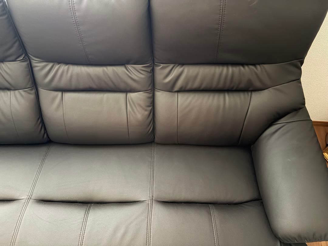 極美品　埼玉引取可　合成皮革3人掛けソファ