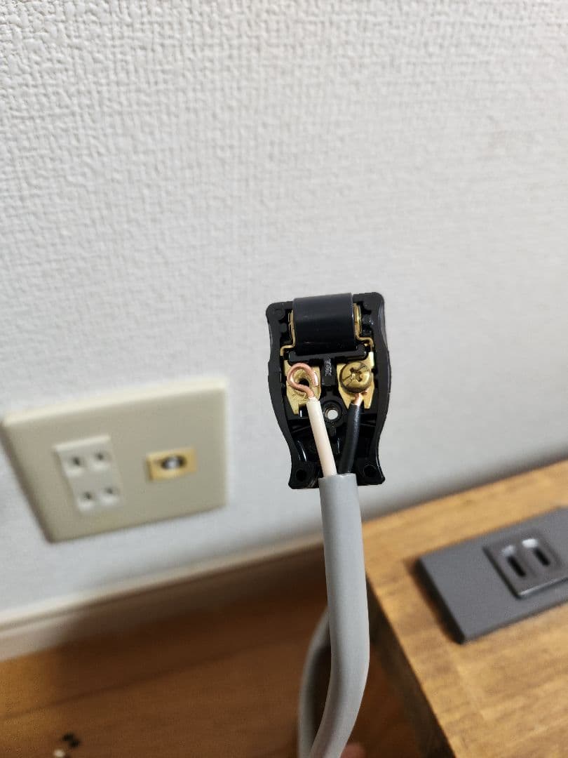 木製ダブルサイズすのこベッドDIY コンセント付き