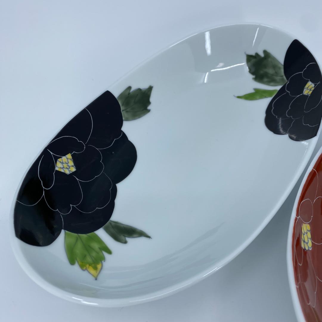 有田焼 泰山 赤牡丹・黒牡丹 カレー皿 2個セット