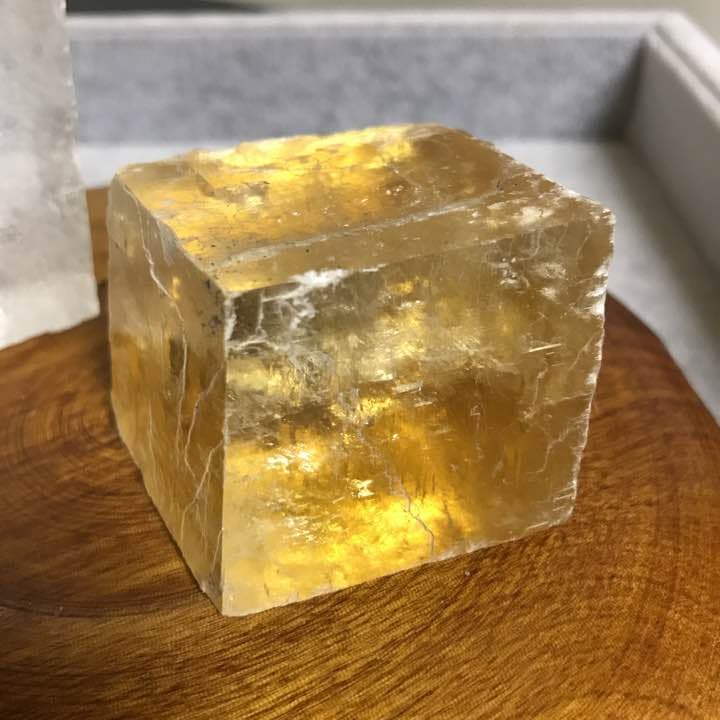 ⑥★特選♡贈答品★1.5kg超【GIFT♡箱入り10石☆ゴールデンカルサイト】P