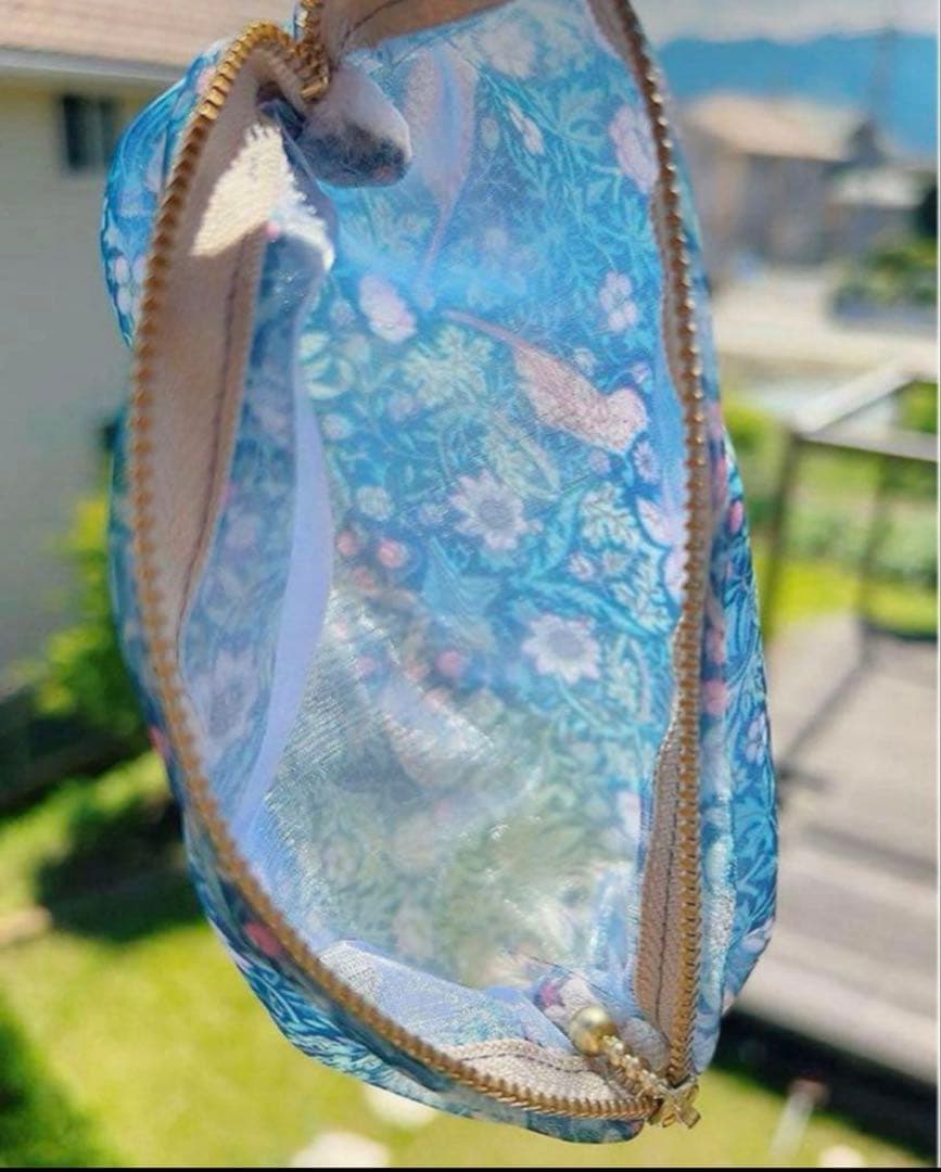 LIBERTYリバティオーガンジー丸みポーチ ストロベリーシーフ ペンサイズ L