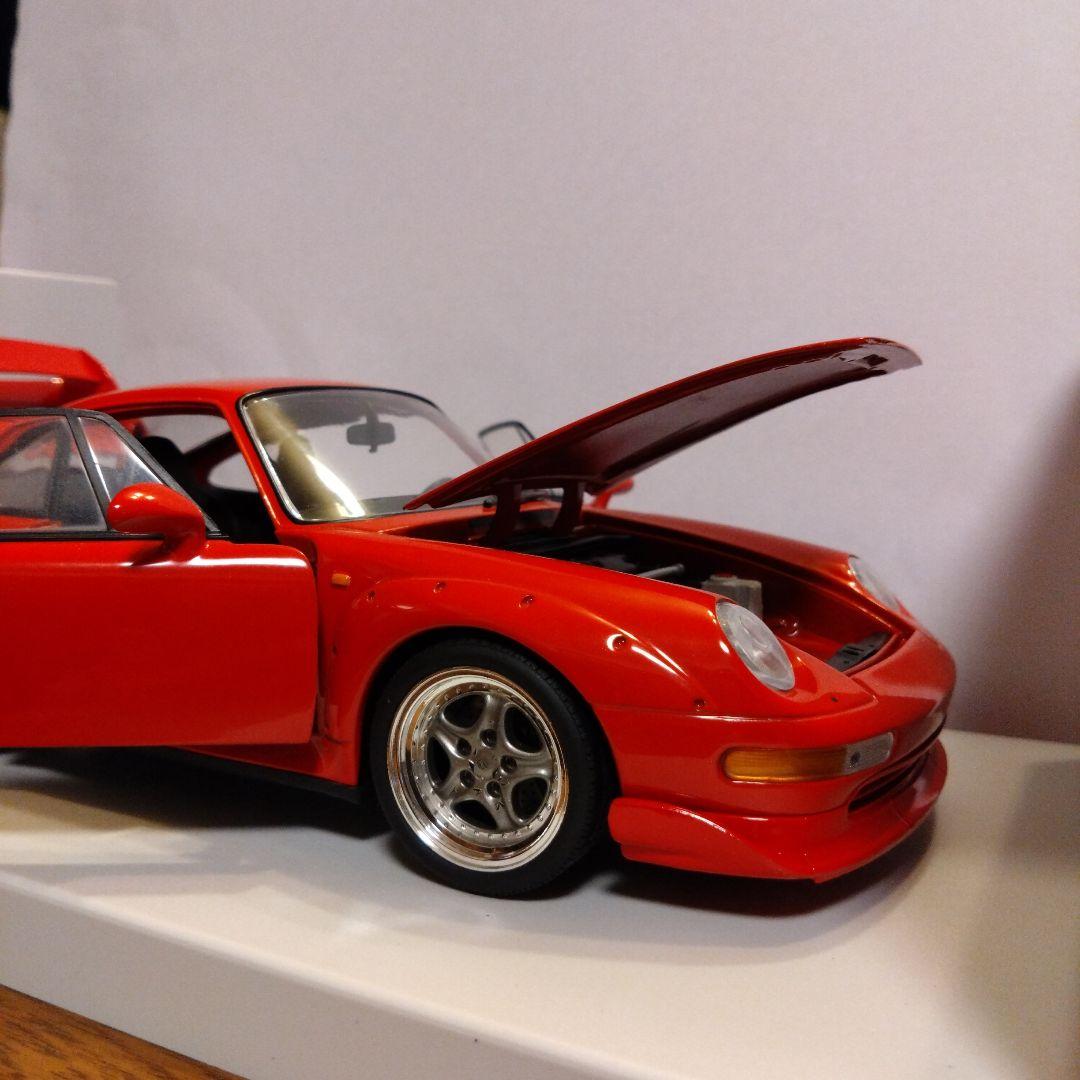 1/18 ポルシェ 911 GT2 993