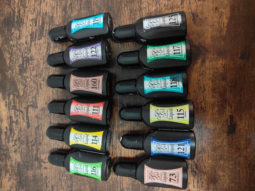 ジャンク品エアジェル エアブラシ エアガン 4本＋コンプレッサー＆おまけ多数