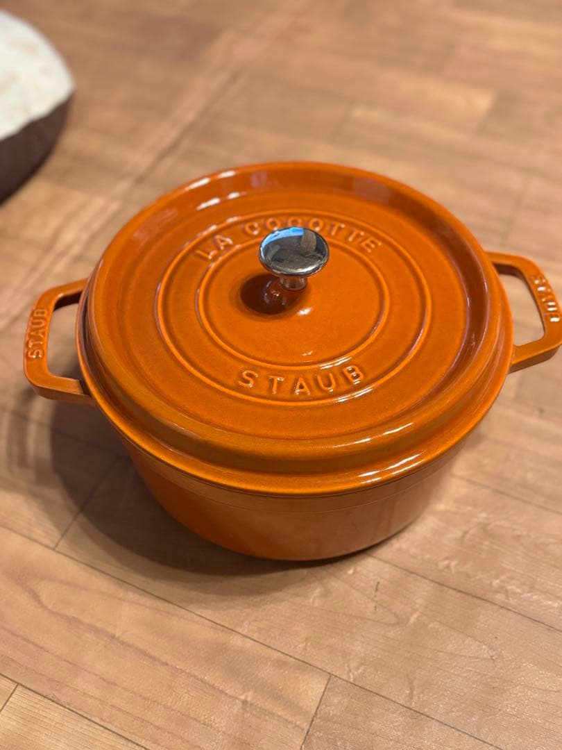 STAUB ココット ラウンド