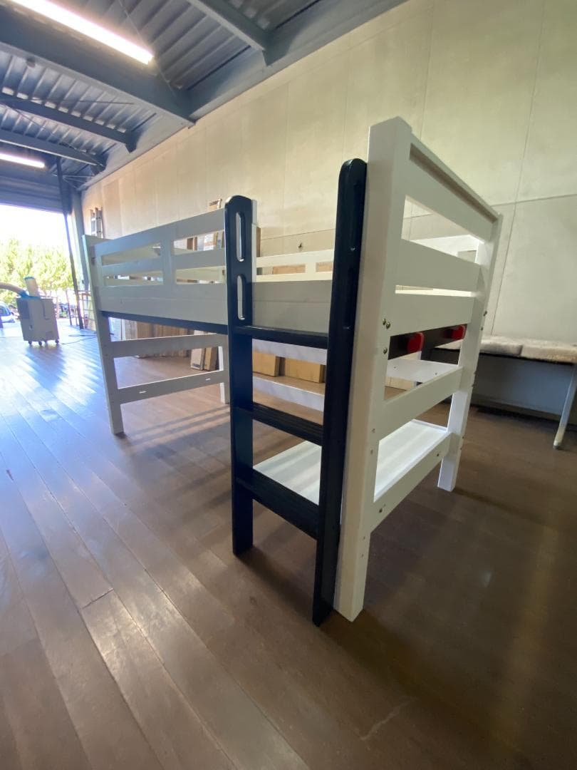 【全国送料無料】ロフトベッドイーニーミドルタイプ　WHｘDK　アウトレット