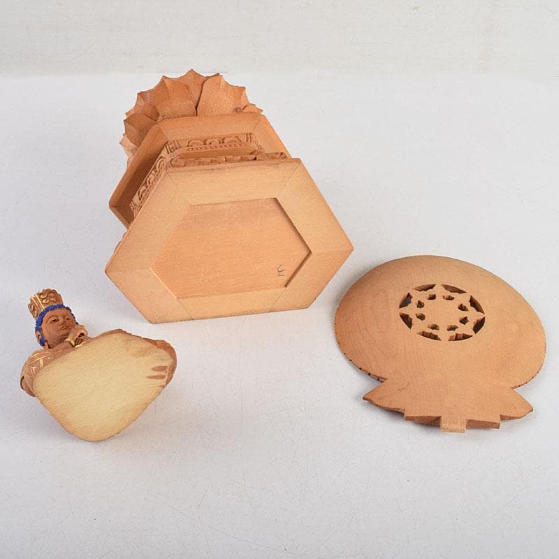 仏教美術　白檀彫刻　色彩木彫　大日如来坐像(金剛界)　仏像　置物　F　R9395