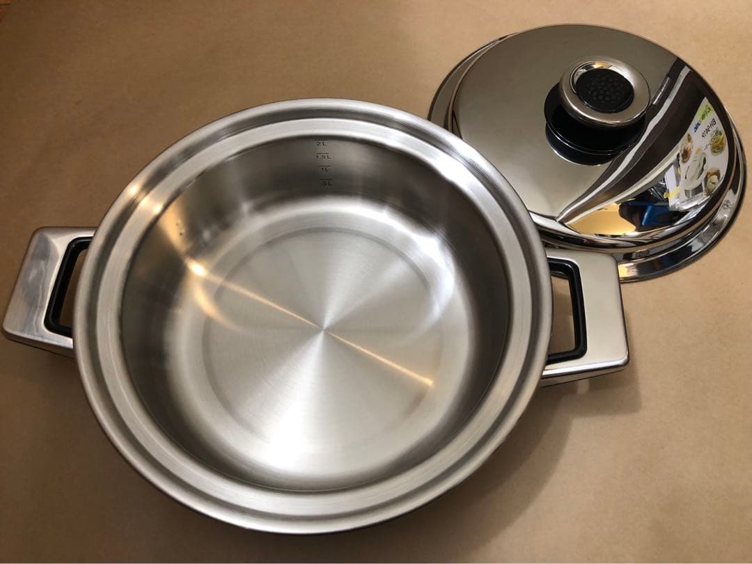 未使用　レインボークッカープレミアム　21cm 浅鍋　両手鍋