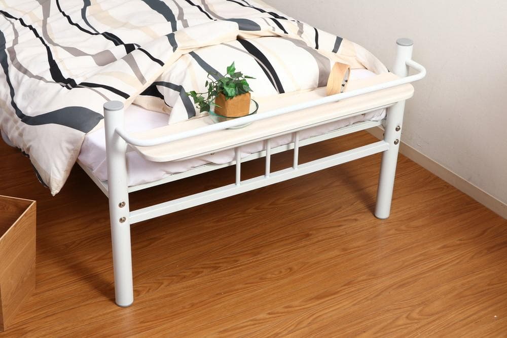 《新品・送料無料》宮付　シングルベッド　タンテ　アイボリー