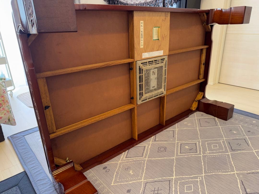 木製彫刻入り座卓こたつ　ダークブラウン